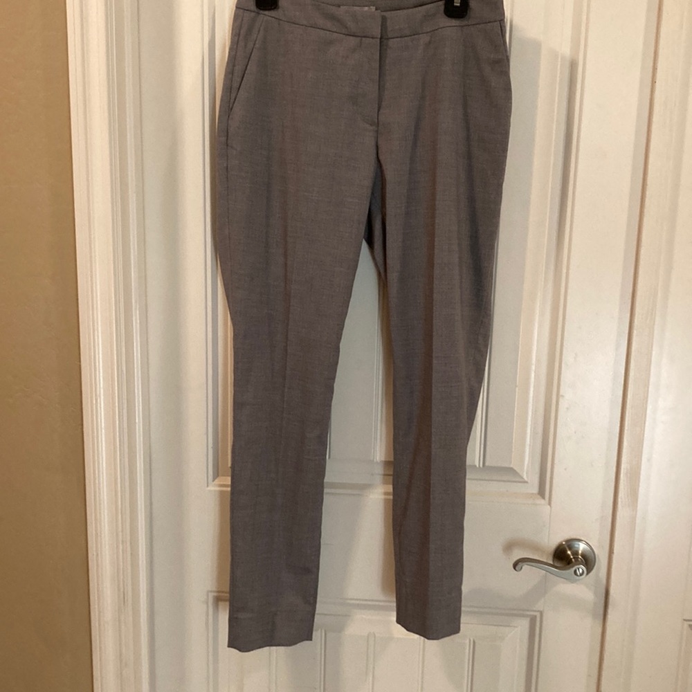 H&M Gray Slacks  size 6 Like New Trousers